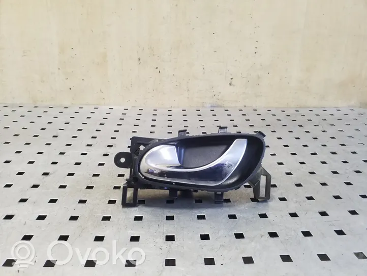 Nissan X-Trail T32 Front door interior handle 