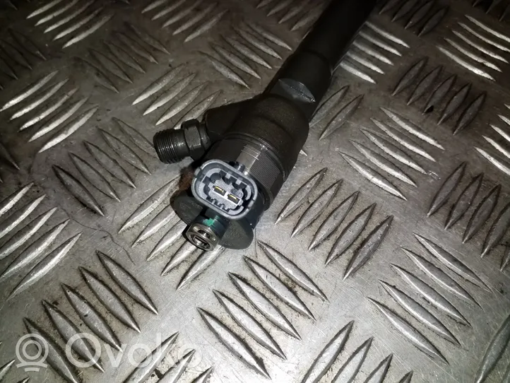 Nissan X-Trail T32 Injecteur de carburant 0445110546