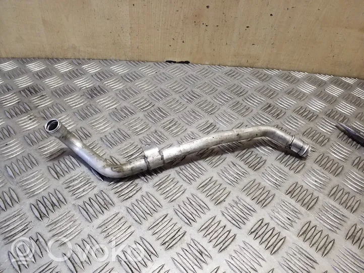 Porsche Cayenne (92A) Tuyau de liquide de refroidissement moteur 7P0819278B