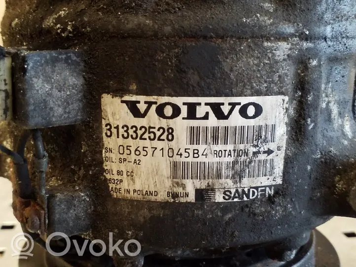 Volvo XC70 Compresseur de climatisation 31332528