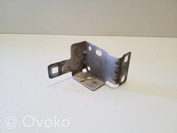 Land Rover Evoque II Supporto di montaggio del parafango K8D216E129AC