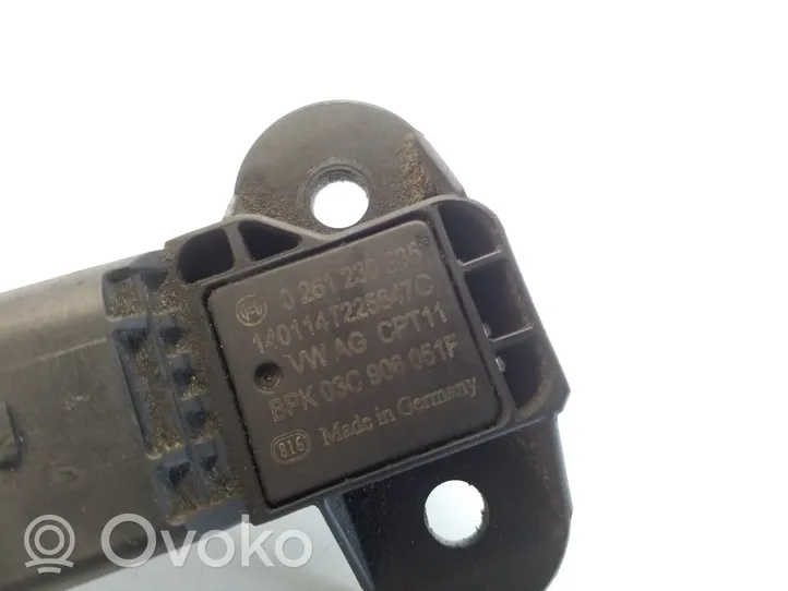 Volkswagen Transporter - Caravelle T5 Air pressure sensor 0261230235