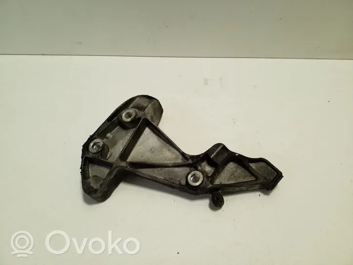 Jeep Cherokee Uchwyt / Mocowanie sprężarki klimatyzacji 04627674AC