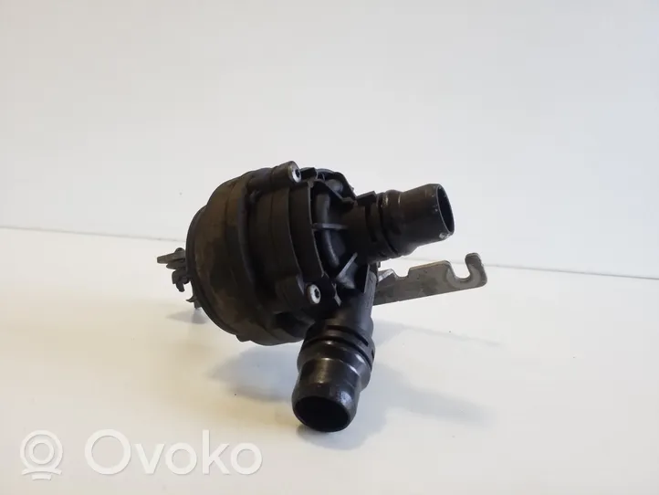 Opel Grandland X Pompe à eau de liquide de refroidissement 9823813380