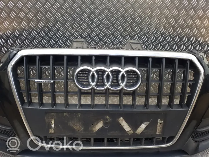 Audi Q3 8U Pare-choc avant 8U0807437B