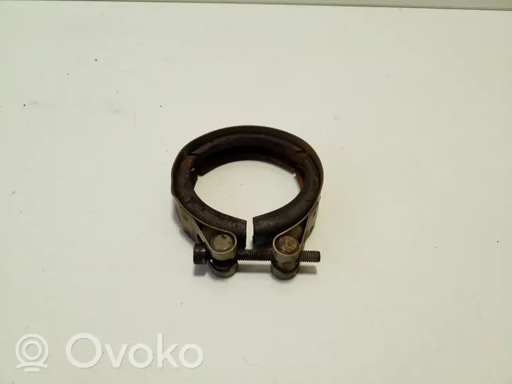 Audi Q3 8U Collier de silencieux d'echappement 1K0253725