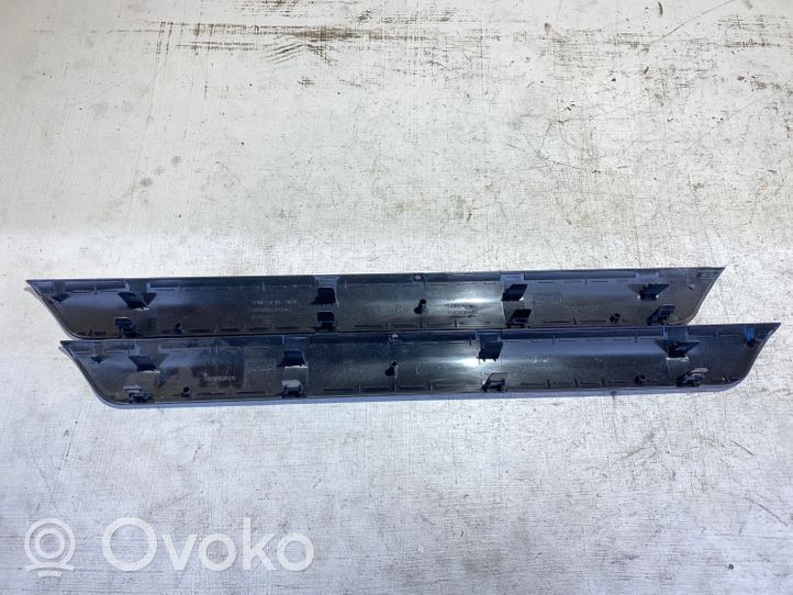 BMW 7 G11 G12 Moldura protectora del borde delantero 7378053