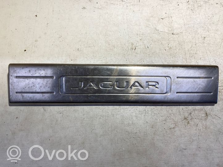 Jaguar XJ X351 Front sill trim cover AW9313200A