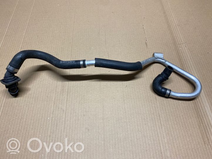 Mercedes-Benz C W205 Coolant pipe/hose A2058302802