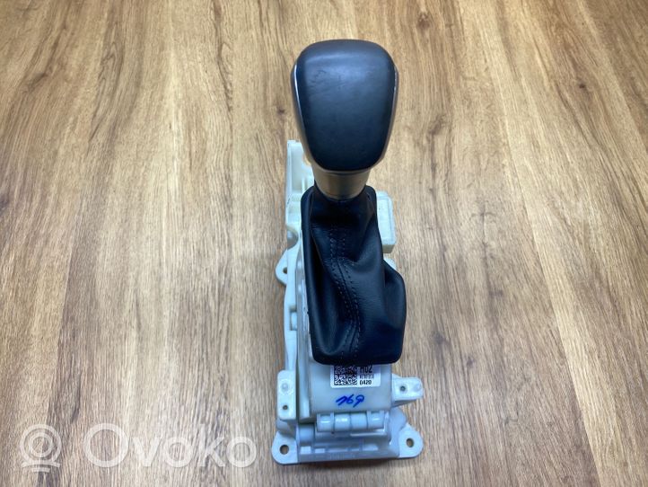 Hyundai Kona I Gear shifter/selector 46700F2830