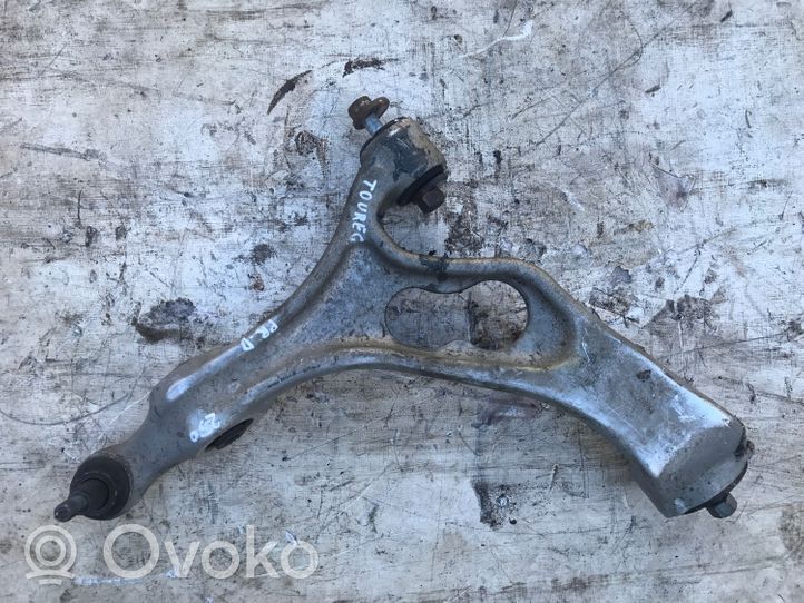 Volkswagen Touareg II Braccio di controllo sospensione anteriore inferiore/braccio oscillante 7P0407152E