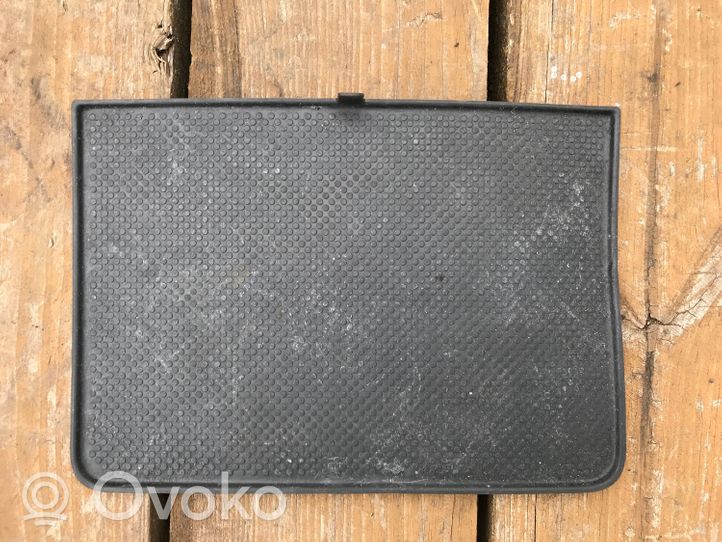 Volkswagen Touareg II Cassetto/ripiano 7P6862145