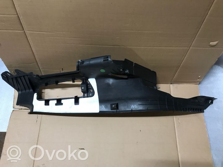 Audi Q5 SQ5 Osłona boczna fotela tylnego 8R0867767C