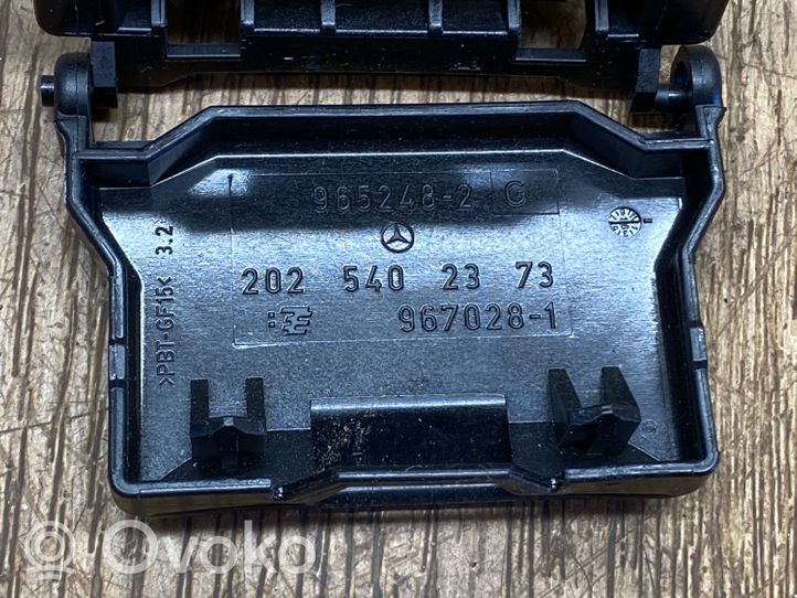 Mercedes-Benz GLE (W166 - C292) Muu sisätilojen osa 2025402373