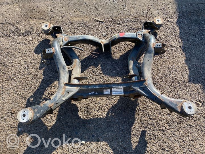 Volkswagen Touareg II Rear subframe 7P0500041