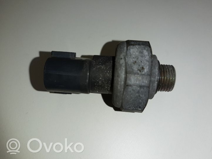 Toyota Avensis T250 Air conditioning (A/C) pressure sensor 8871933020