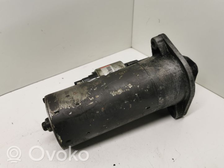 Toyota Avensis T220 Starter motor 0001110132