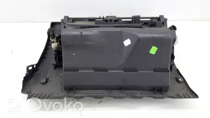 Skoda Octavia Mk2 (1Z) Schowek deski rozdzielczej 1Z1857097L