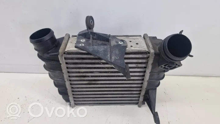 Skoda Fabia Mk1 (6Y) Radiador intercooler 6Q0145804A