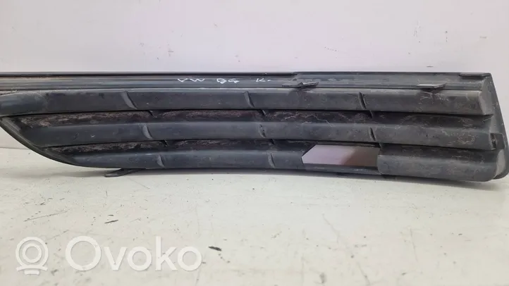 Volkswagen PASSAT B6 Front bumper lower grill 3C0853665