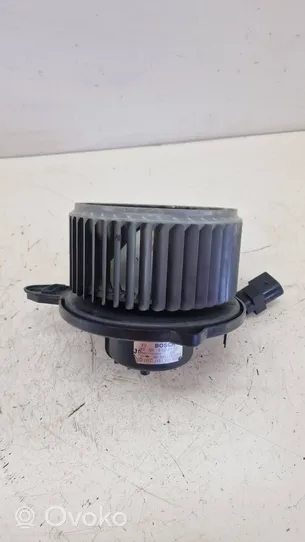 Audi A6 S6 C5 4B Mazā radiatora ventilators 4B1820021B