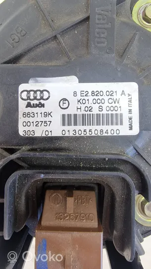 Audi A4 S4 B6 8E 8H Pulseur d'air habitacle 8E2820021A