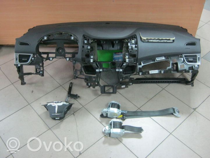 Hyundai Elantra Set airbag con pannello 