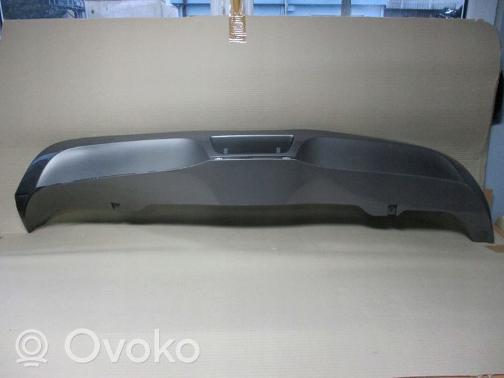 Suzuki Vitara (LY) Moldura inferior del parachoques trasero 254704