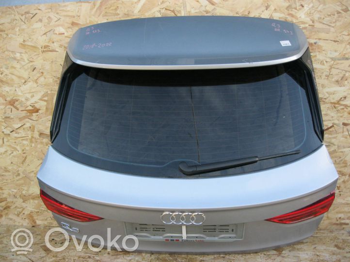 Audi Q3 F3 Takaluukun/tavaratilan kansi 