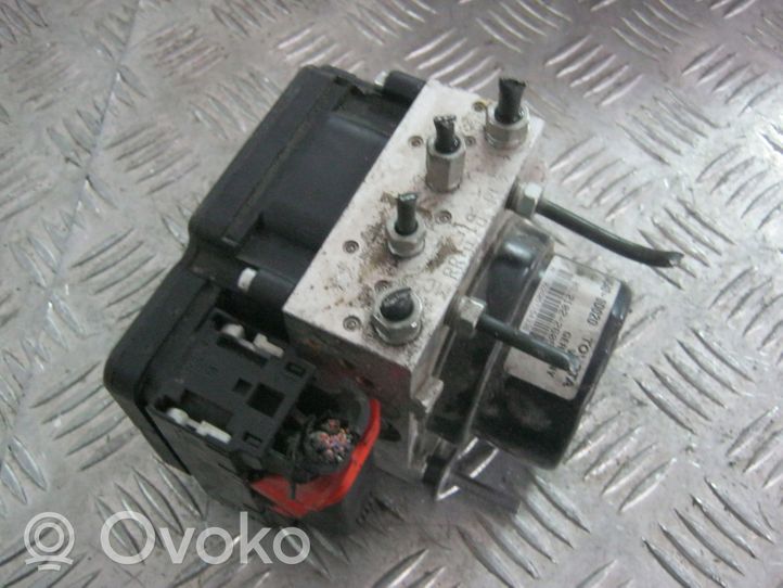 Toyota Yaris ABS-pumppu 445400D020