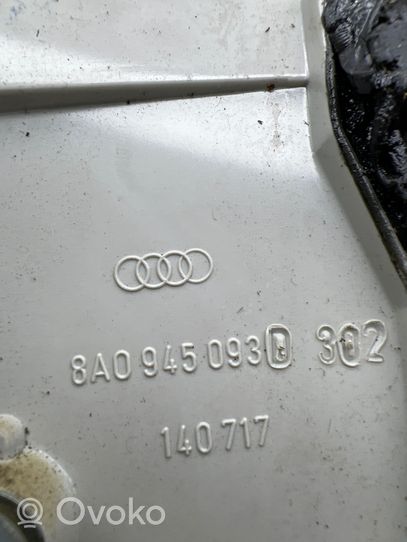 Audi 80 90 S2 B4 Galinis žibintas dangtyje 8A0945093D