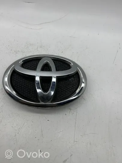 Toyota Avensis T250 Logo, emblème, badge 7530105010