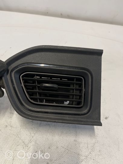 Renault Master III Radion/GPS-laitteen pääyksikön kehys 682608914R