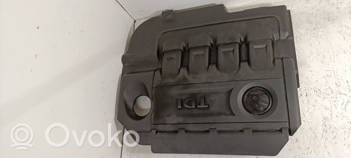 Skoda Octavia Mk3 (5E) Engine cover (trim) 04L103925N