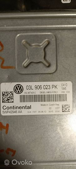 Volkswagen Caddy Calculateur moteur ECU 03L906023PK