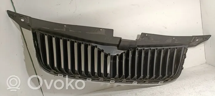 Skoda Yeti (5L) Atrapa chłodnicy / Grill 5L0853668