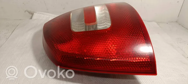 Skoda Octavia Mk2 (1Z) Lampa tylna 1Z5945095A