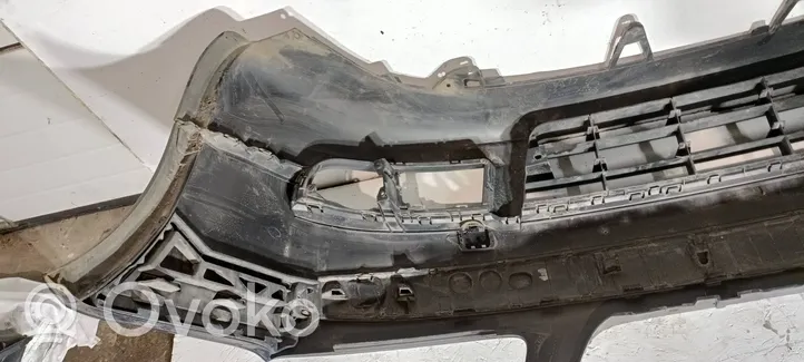 Volkswagen Touran I Front bumper 1T0807221