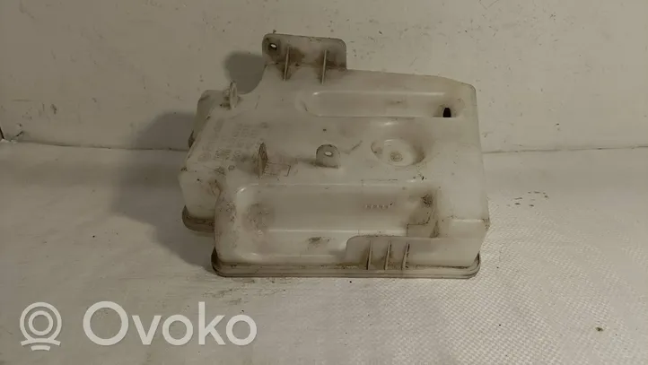 Volkswagen Touran I Windshield washer fluid reservoir/tank 1K0955453R