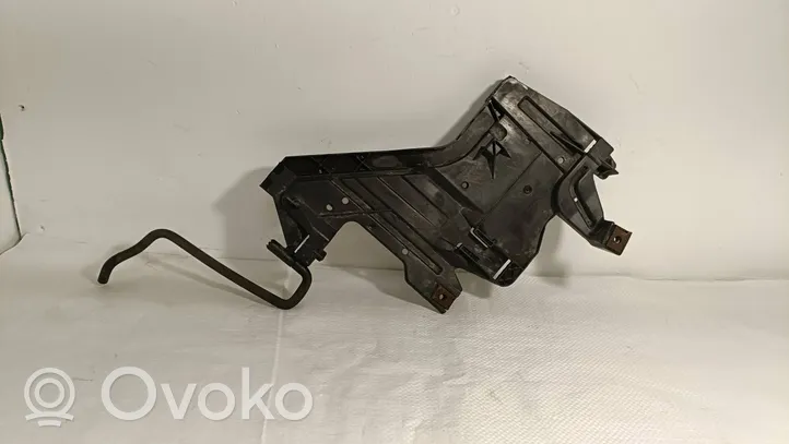 Audi A4 S4 B8 8K Headlight/headlamp mounting bracket 1301073034