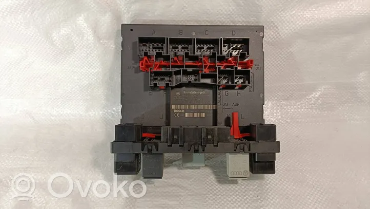 Volkswagen Caddy Module confort 3C0937049AD