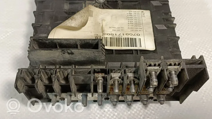 Volkswagen Caddy Fuse module 1K0937125A