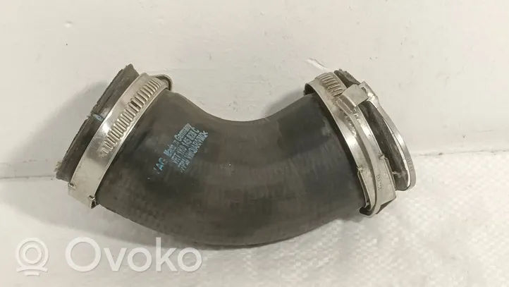 Volkswagen PASSAT B7 Tube d'admission de tuyau de refroidisseur intermédiaire 1K0145828C