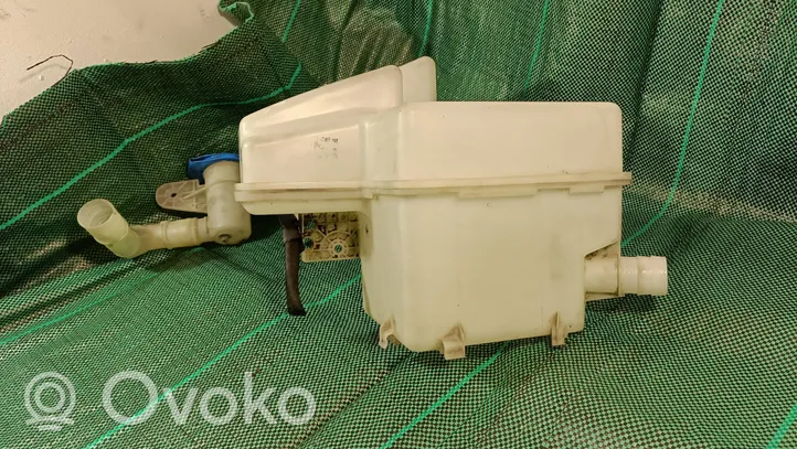 Volkswagen Caddy Windshield washer fluid reservoir/tank 1T0955453C