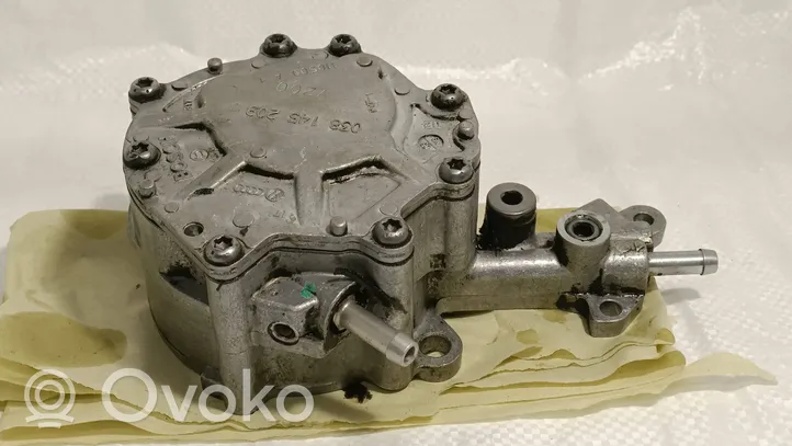 Volkswagen Golf V Vacuum pump 038145209Q