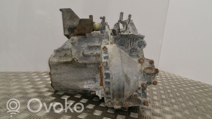 Citroen C5 Manuaalinen 6-portainen vaihdelaatikko 20MB02