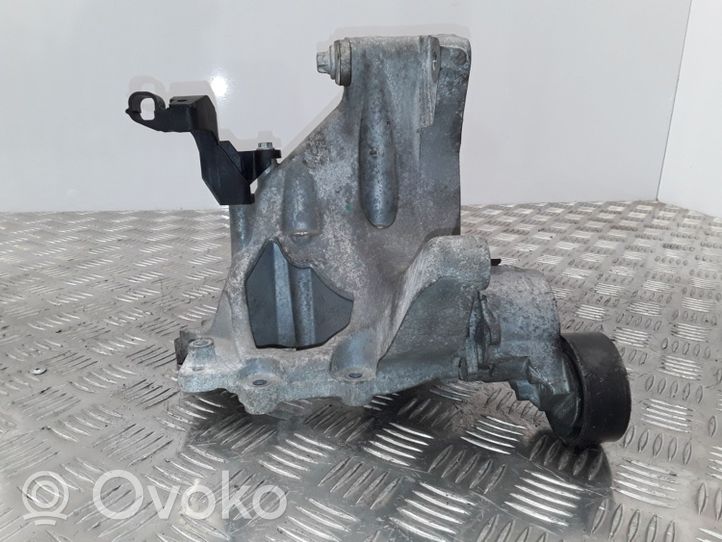 Fiat Bravo Engine mounting bracket 55205043