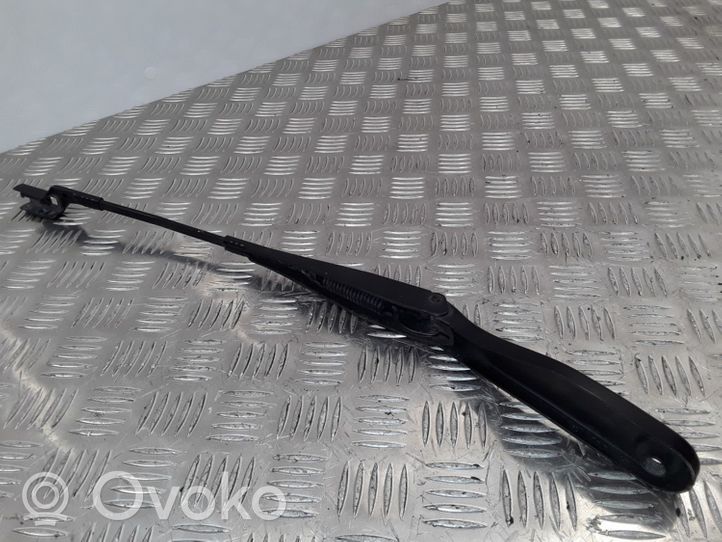 Volvo C30 Ramię wycieraczki szyby przedniej / czołowej 8623159