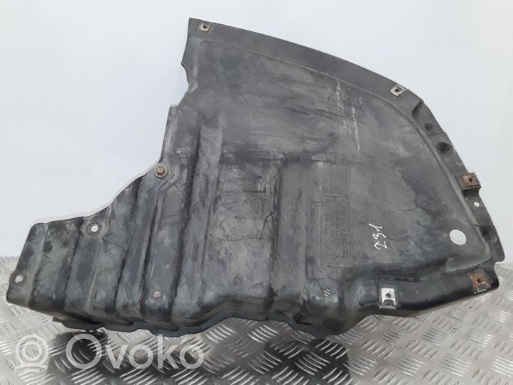 BMW 1 E82 E88 Protector/cubierta de la carrocería inferior del parachoques trasero 7166258