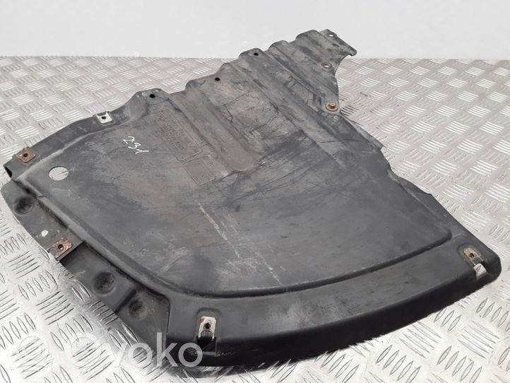 BMW 1 E82 E88 Protector/cubierta de la carrocería inferior del parachoques trasero 7166258